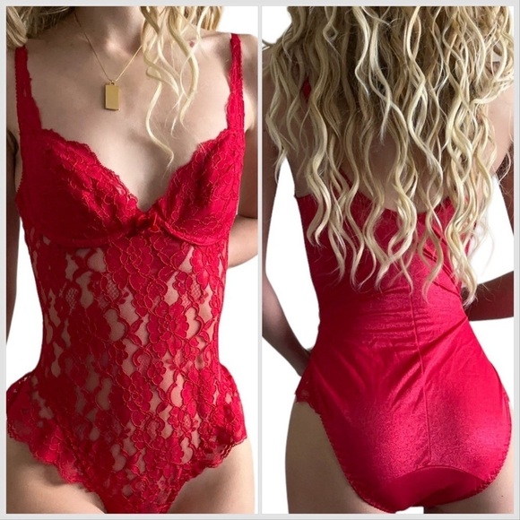 NWT Vintage Victoria's Secret Gold Label Red Lace Bodysuit Size 36C - Picture 15 of 15